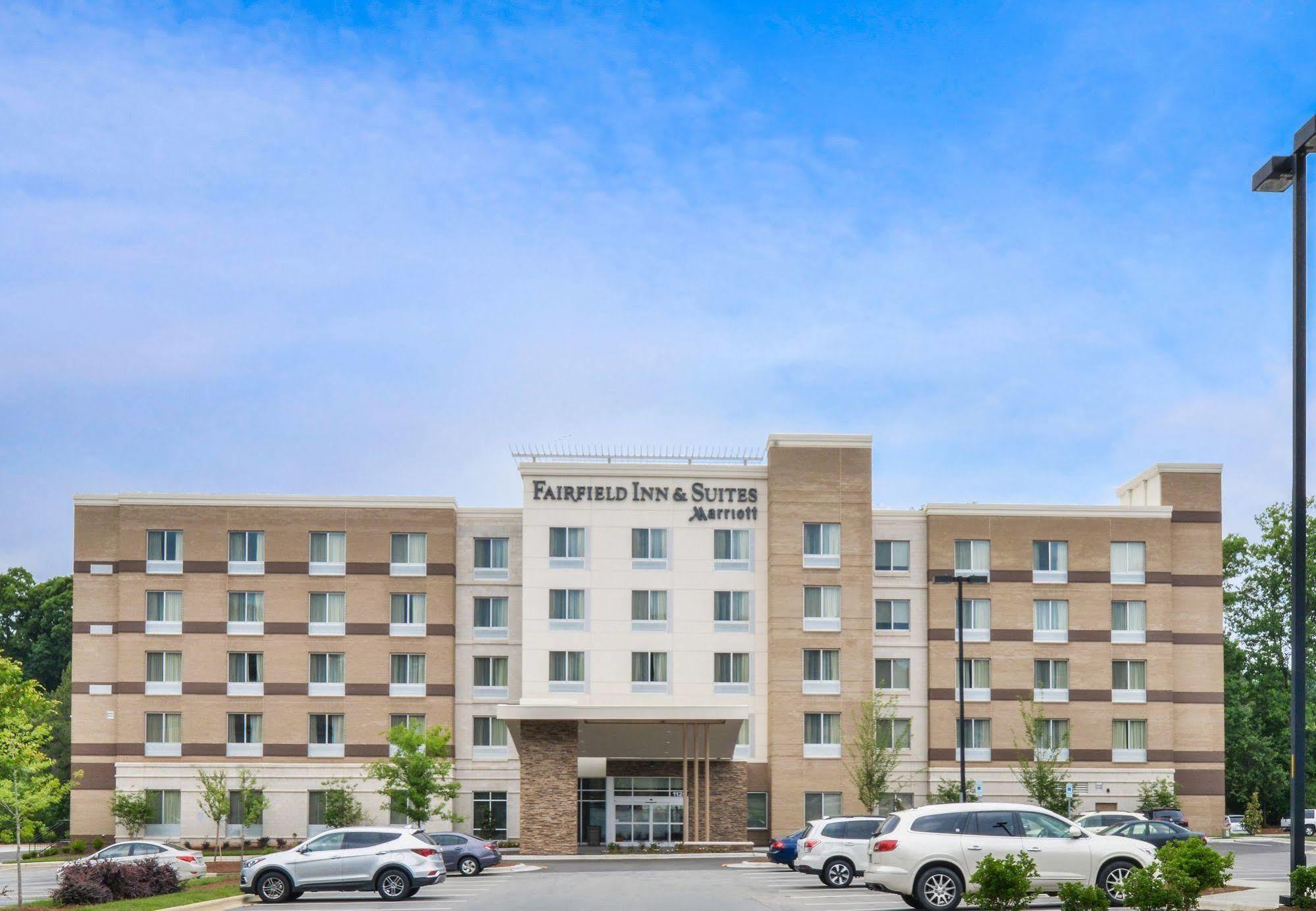 Fairfield Inn & Suites By Marriott Raleigh Cary Exterior photo